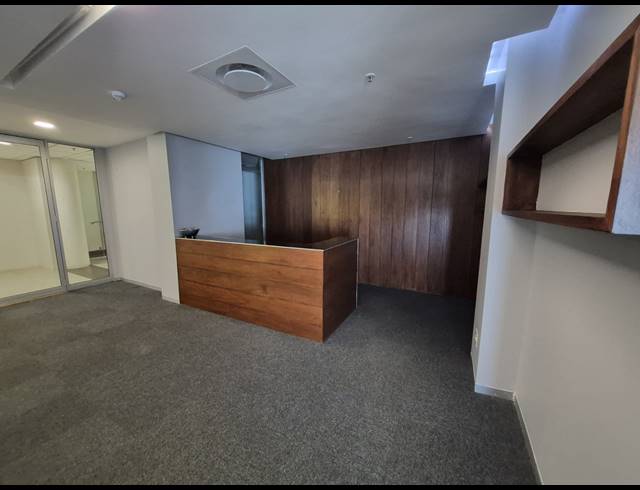 492M² OFFICE TO LET IN SANDTON CENTRAL